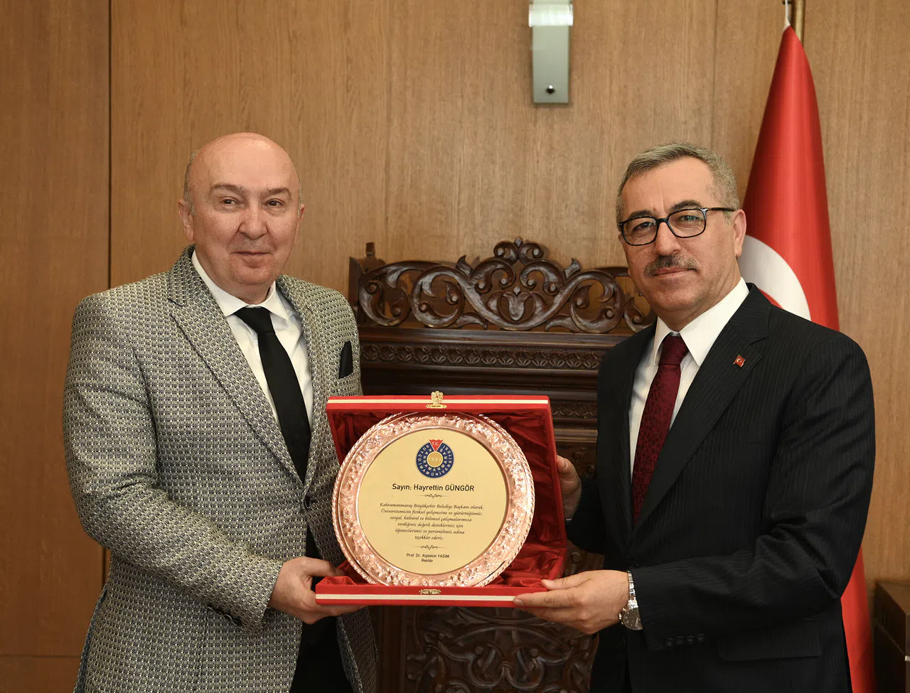 Hanifi Toptaş, Piazza AVM’de Vatandaşlarla Bir Araya Geldi