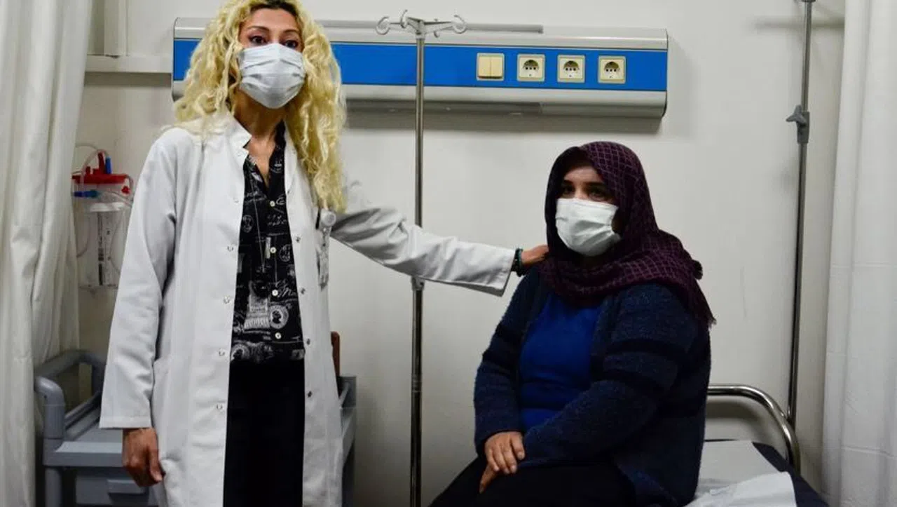 Kızından yapılan ilik nakli ile hayata tutundu