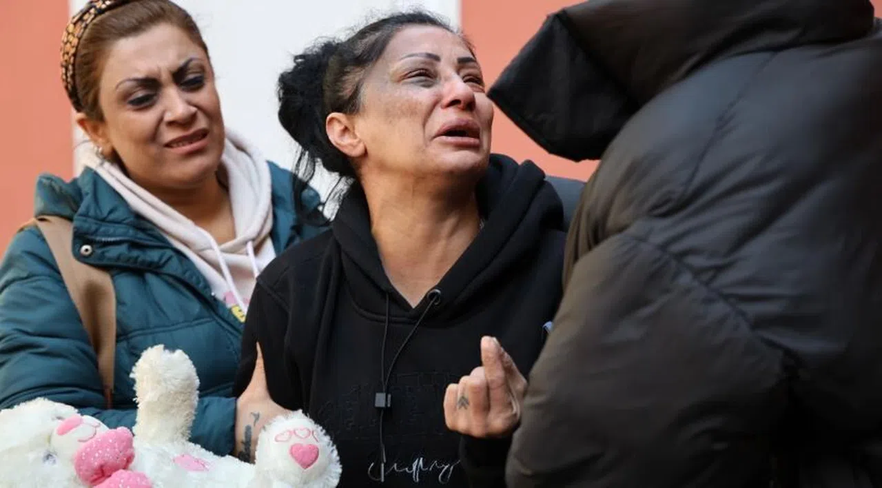 18 yaşında katledilen kızına "oyuncak ayısını" getirdi