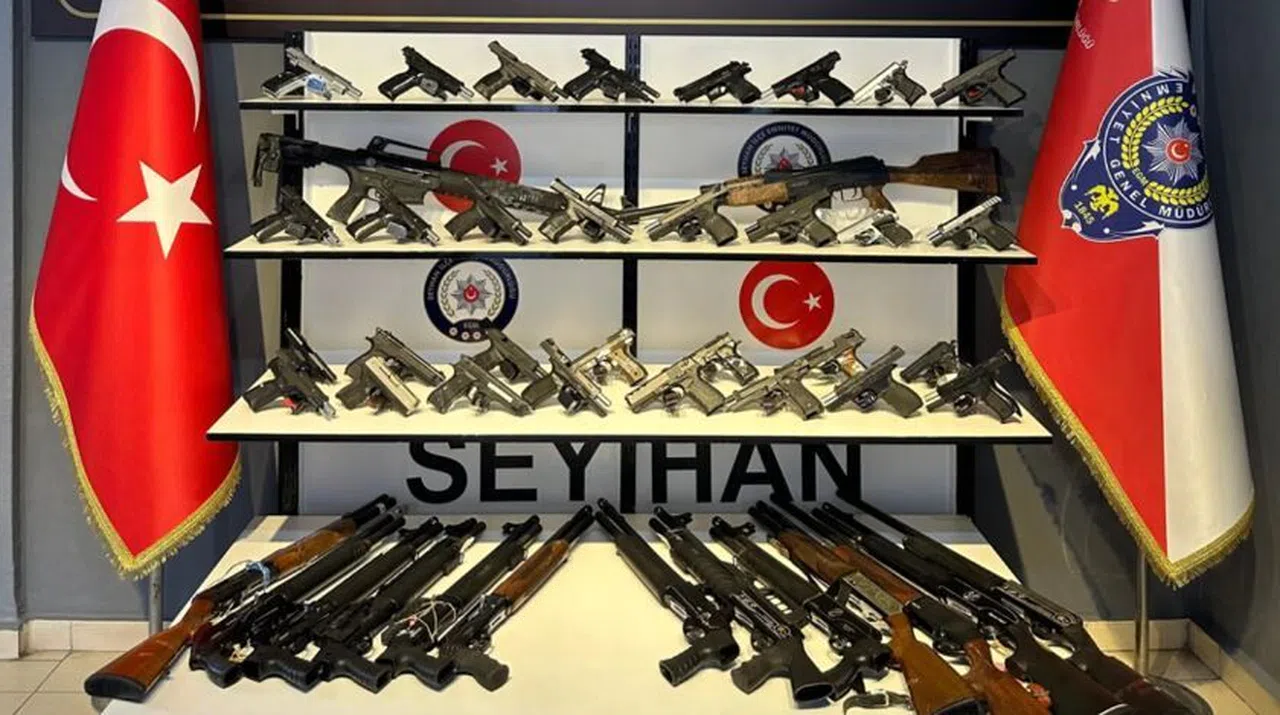 50 ruhsatsız silah ele geçirildi, 9 kişi tutuklandı