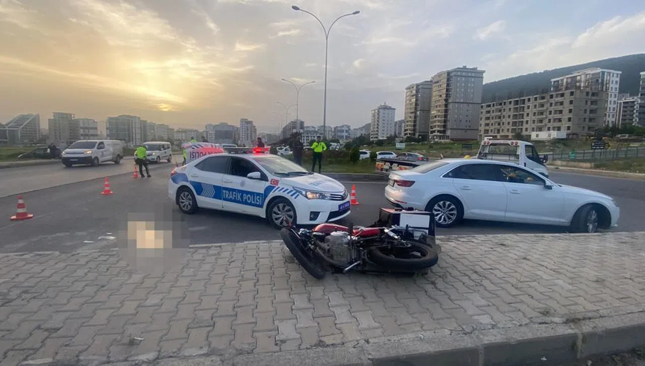 Ölüm kavşağında yine kaza: 1 ölü