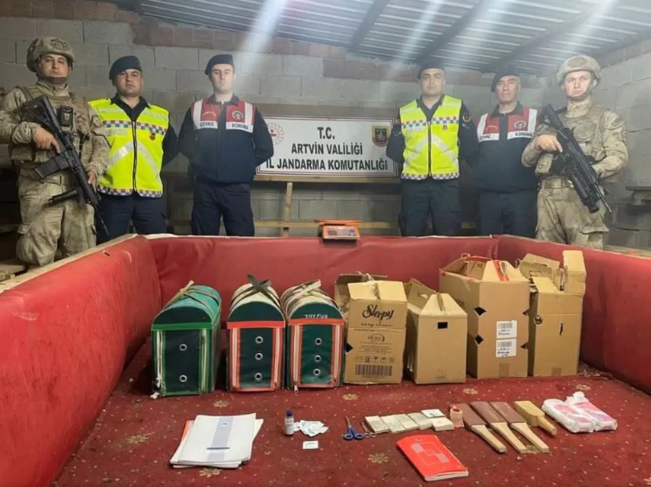Horoz dövüşüne jandarma baskını