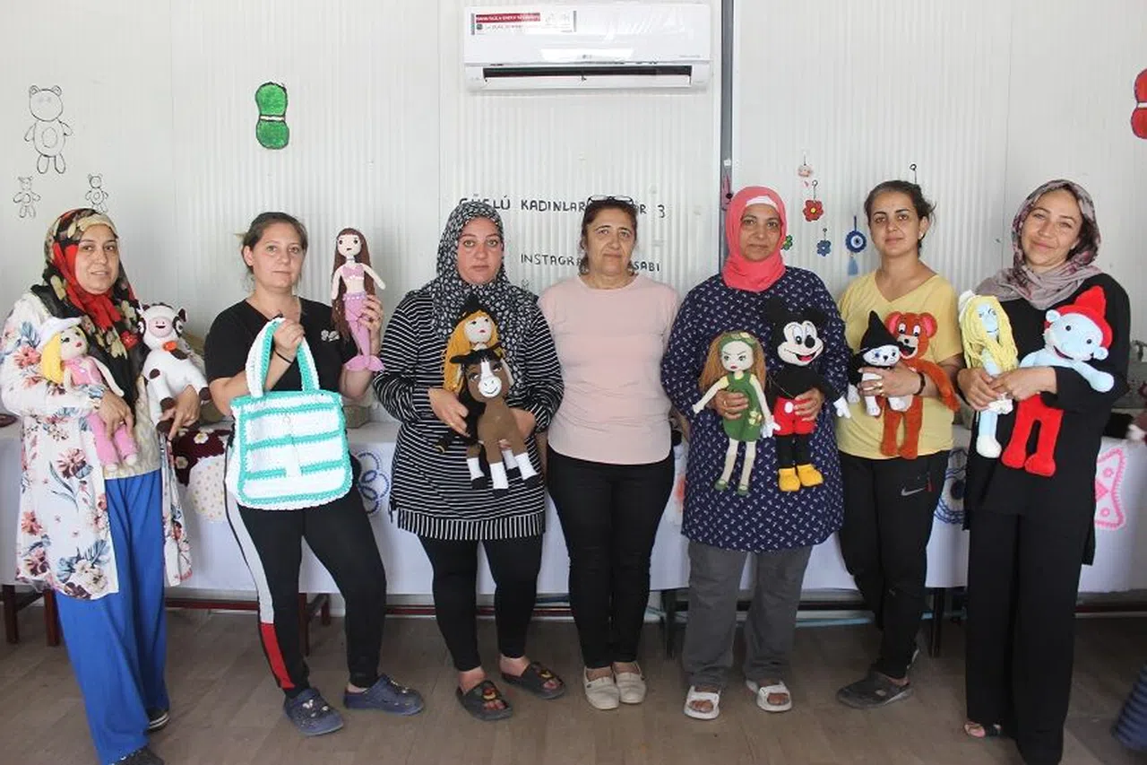 Afetzedelerin Yaptığı El İşleri Talep Görüyor