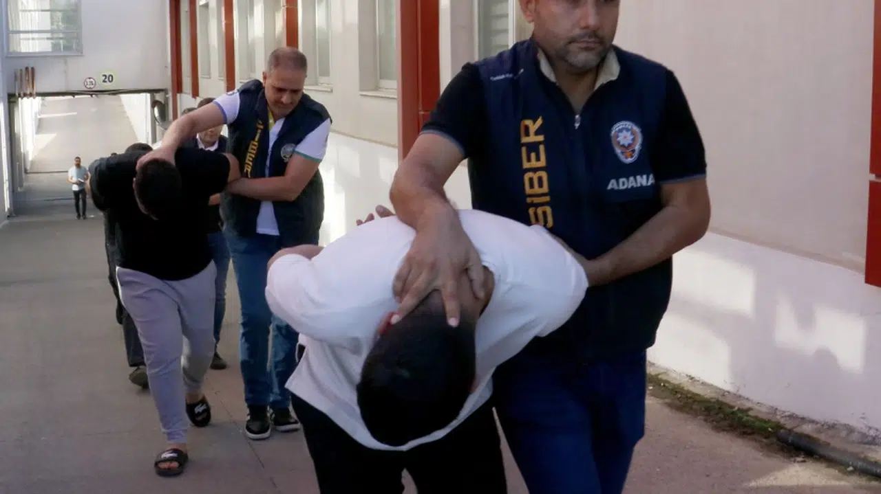 Adana'da büyük vurgun