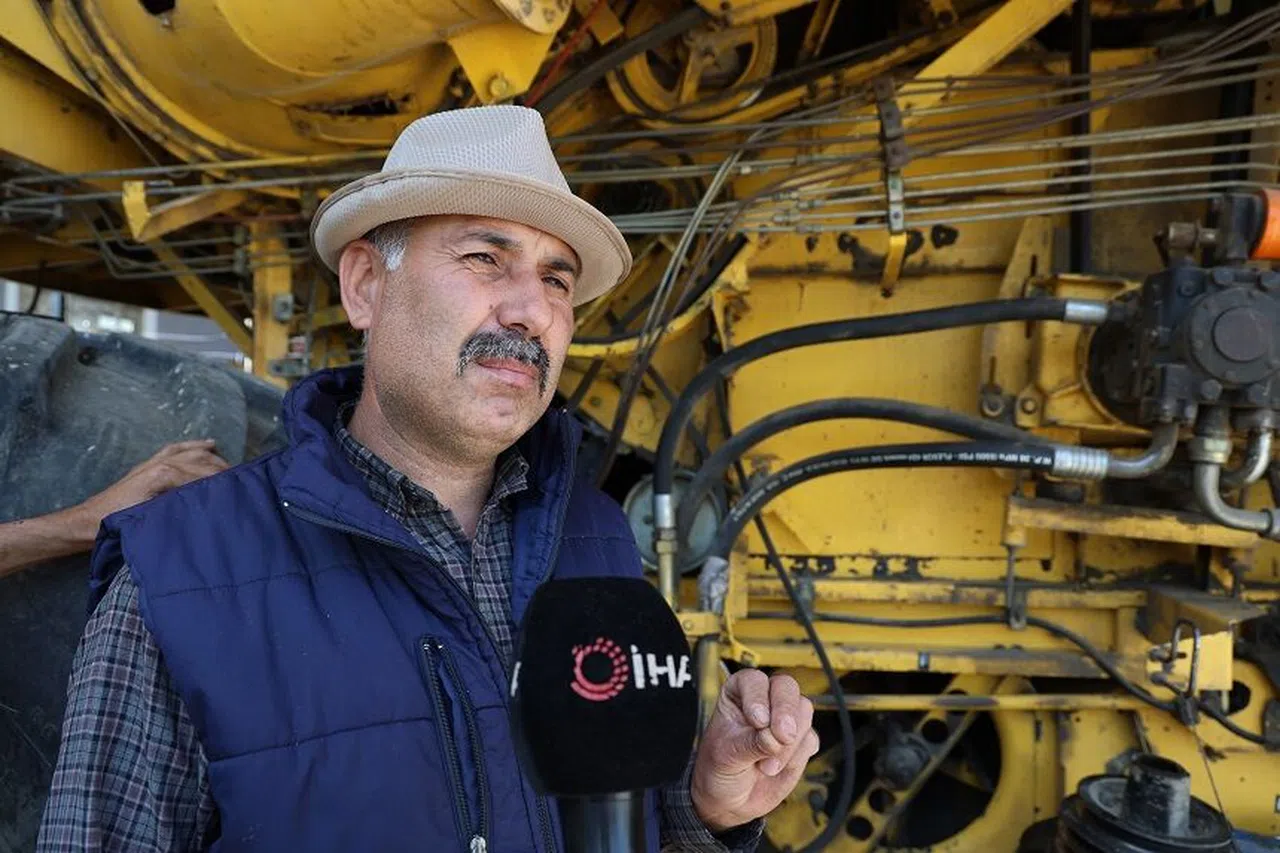 Buğday hasadı öncesi biçerdöverler hazırlanıyor 