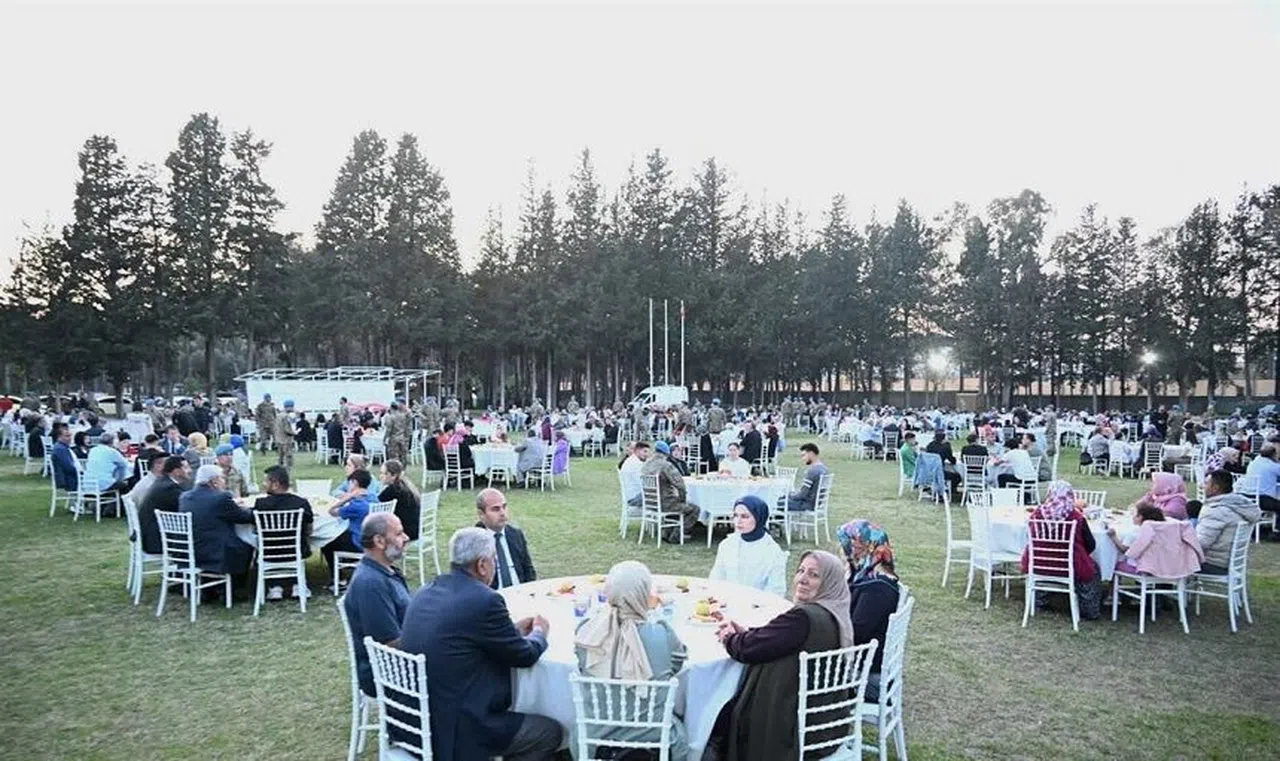 Şehit aileleri ve gaziler onuruna iftar verdi