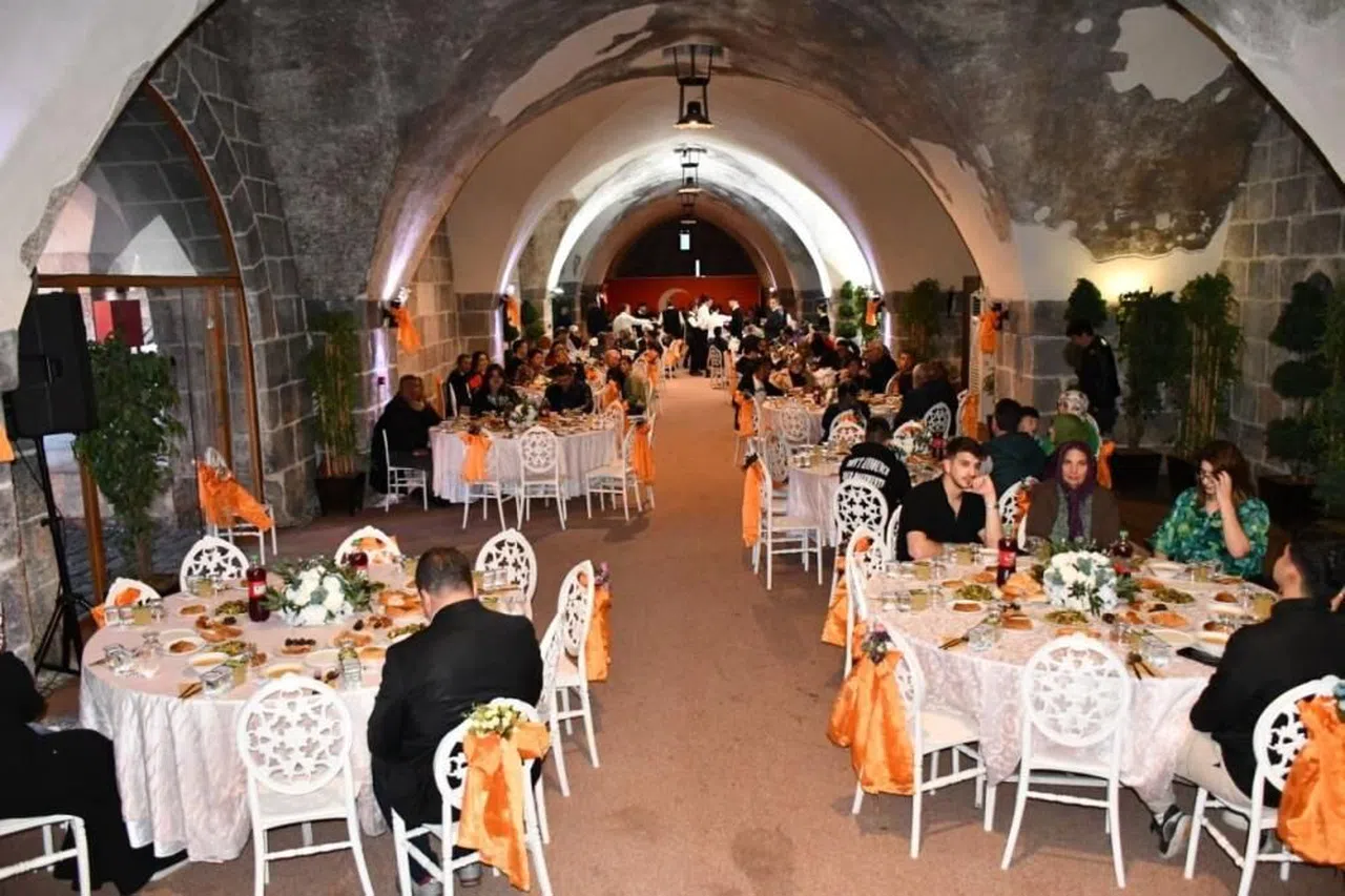 Şehit ve gazi aileleri iftar sofrasında buluştu