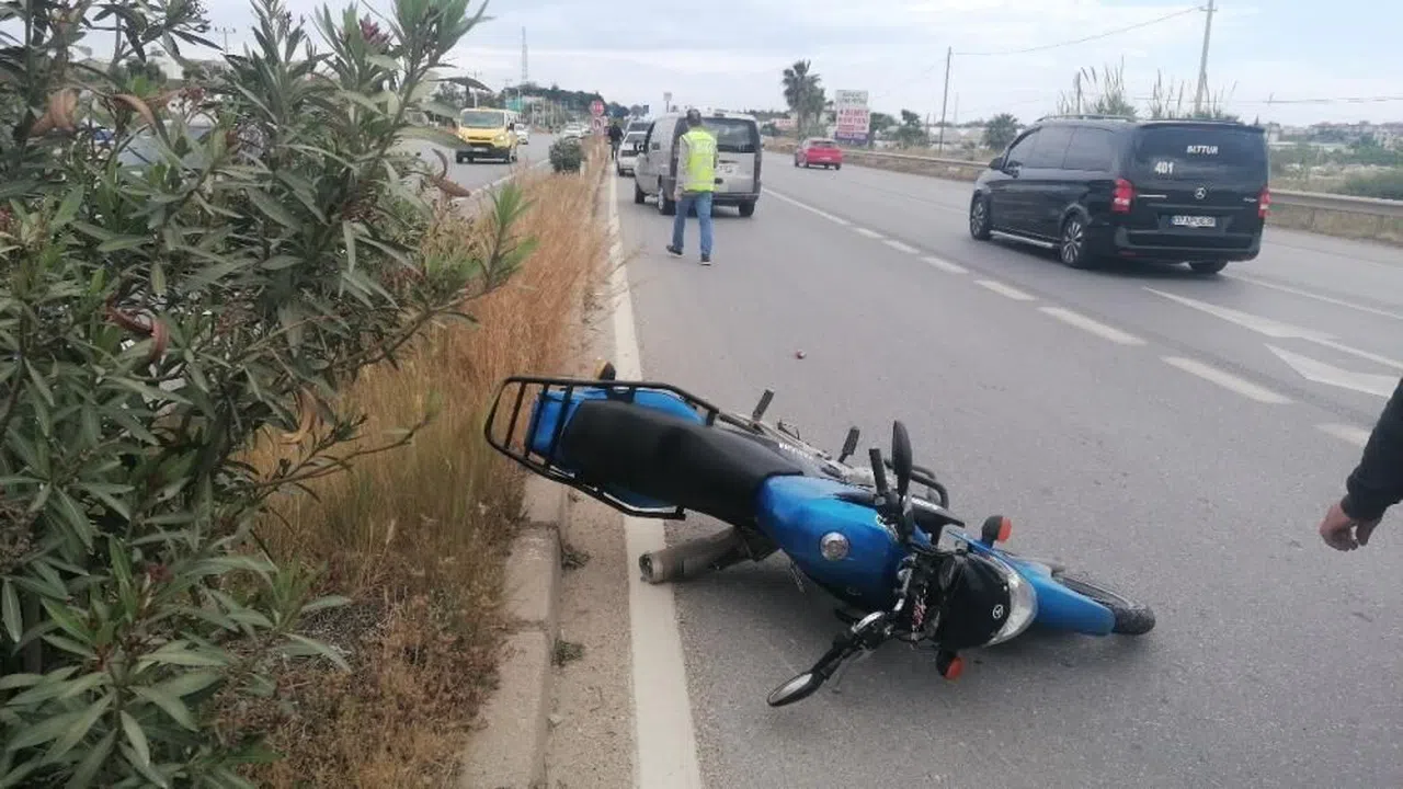 Otomobil ile motosiklet çarpıştı: 1 yaralı