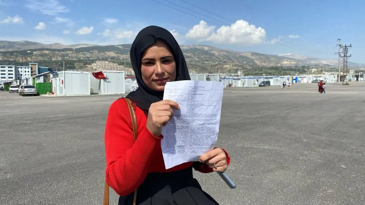 Altınlarını çalan hırsızların yakalanmasını istiyor
