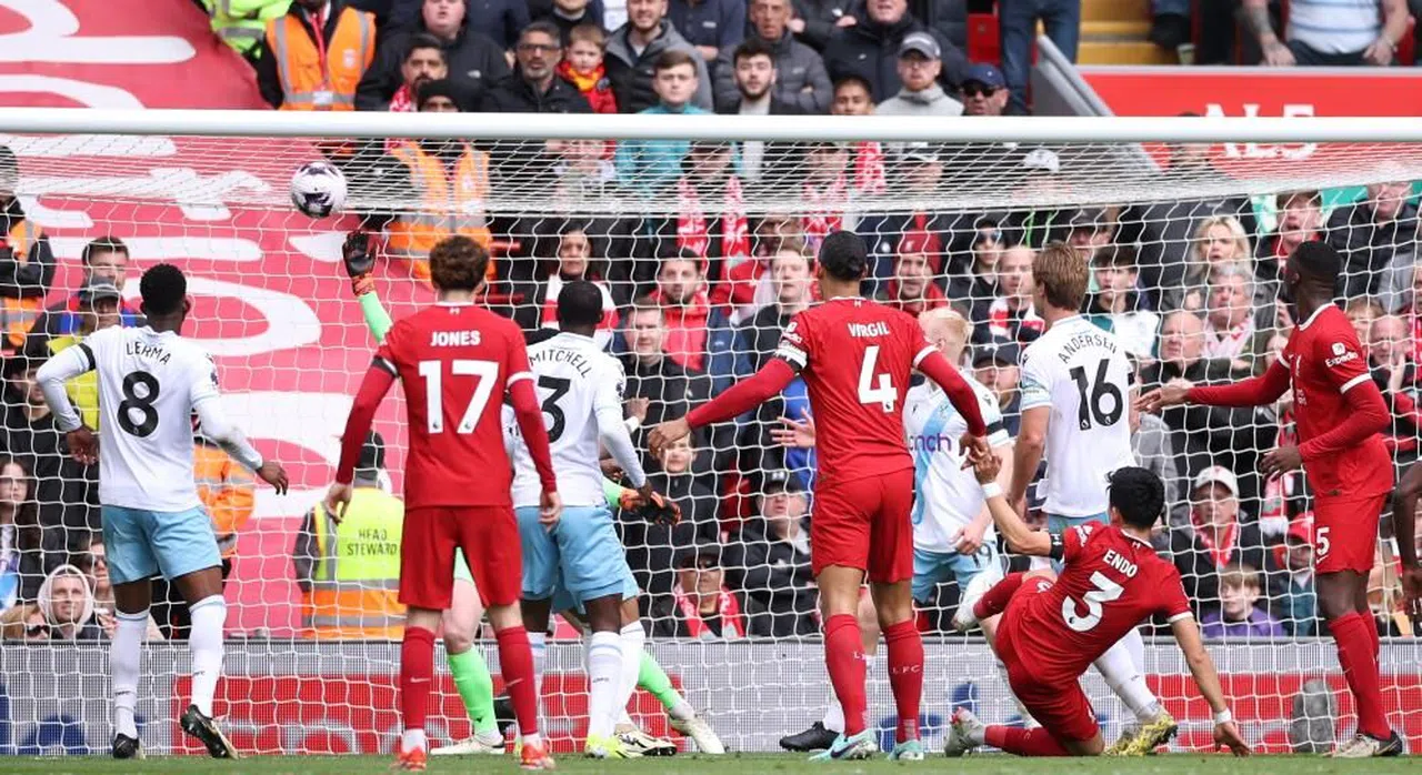 Liverpool'dan zirve yarışında beklenmedik kayıp