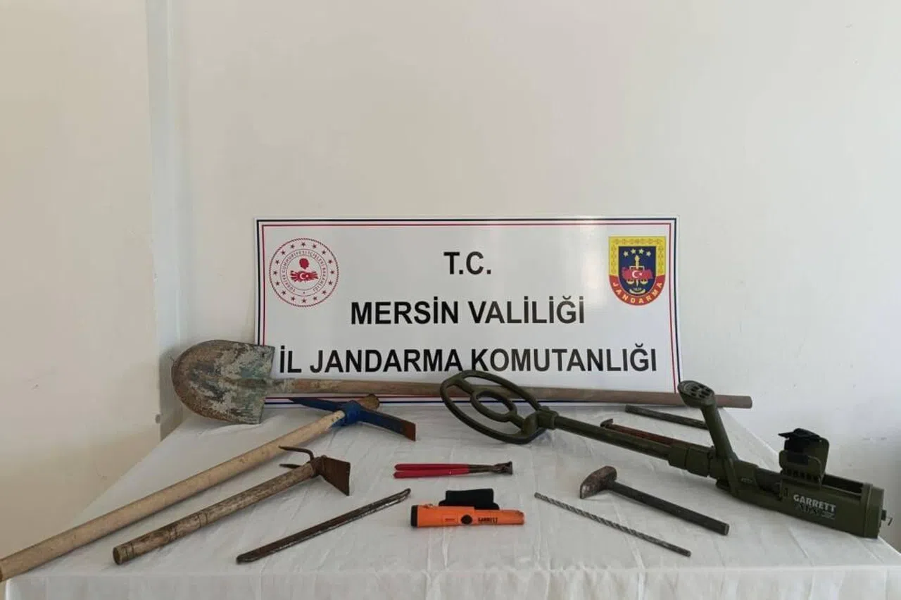 Kaçak kazı yapan 2 kişi yakalandı