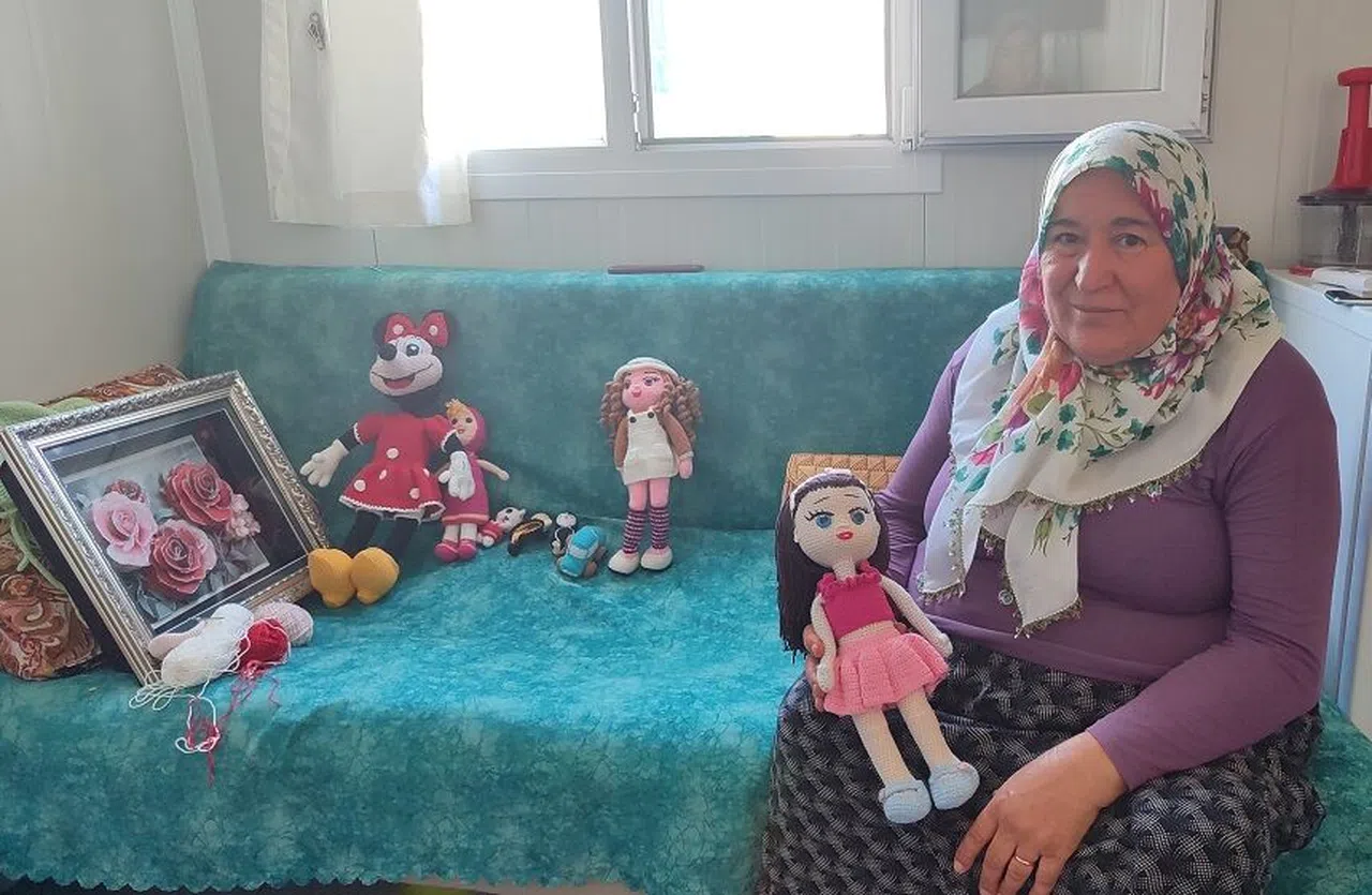 Konteyner Kentte Bez Bebeklerle Hayata Tutunma