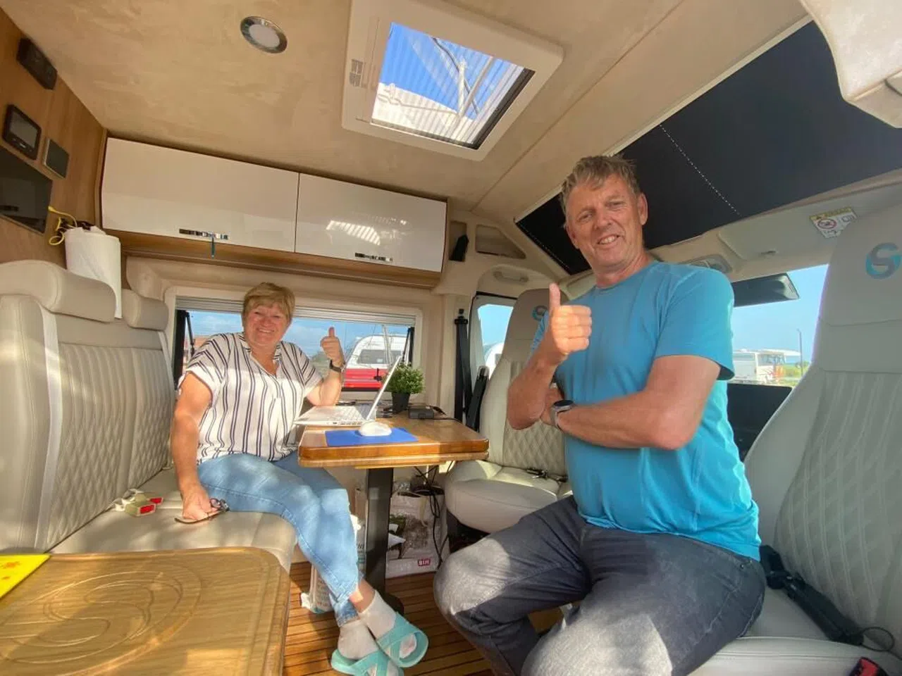 Hollandalı çift karavanla 5 yıldır Türkiye'de yaşıyor