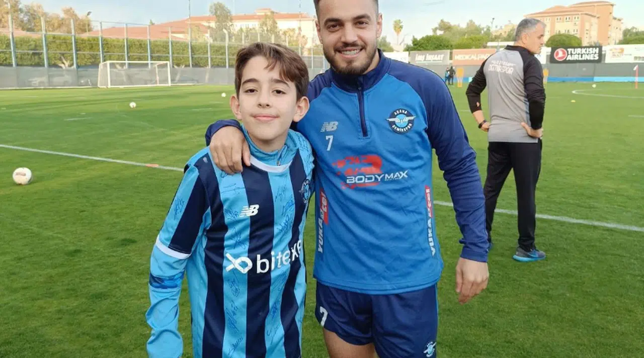 Babası katledilen Demir Güdük'ü Adana Demirspor kulübü ve taraftarları unutmadı