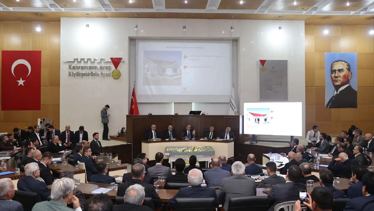 Bakan Özhaseki Kahramanmaraş'taki Yatırımları Değerlendirdi