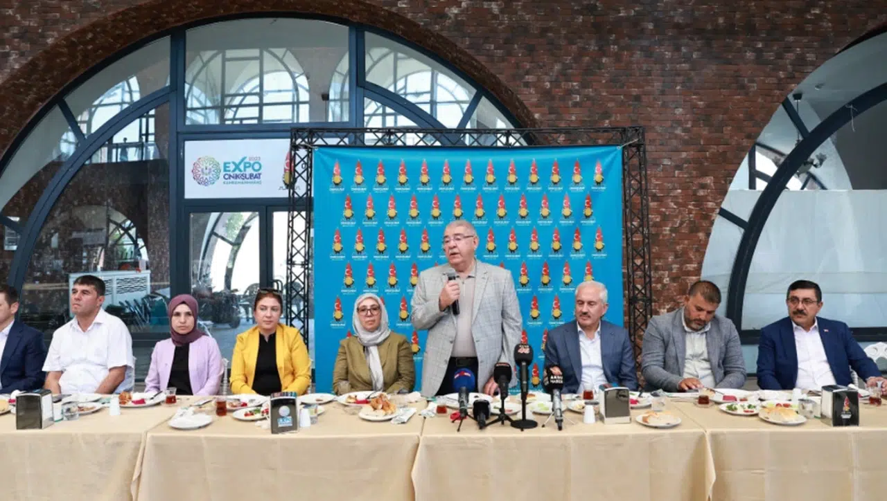 Başkan Mahçiçek; İlçe Teşkilatlarıyla Expo 2023 Sergi Alanında Bir Araya Geldi