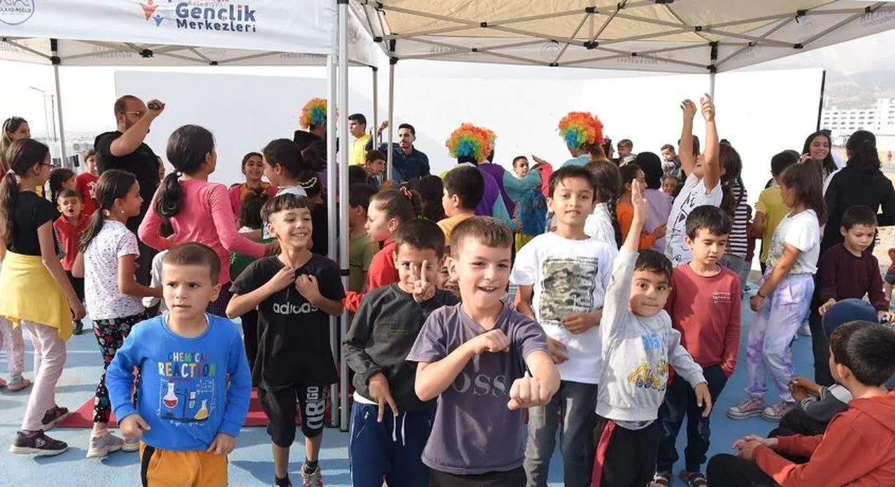 Başkan Okay’dan Öğrencilere Ara Tatili Sürprizi