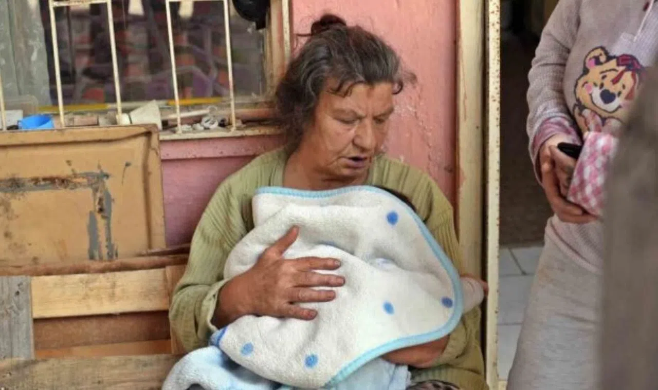 Alevlerin arasında kalan 2 aylık ‘Can’ bebeğe, sara hastası kahraman dayısı ‘can’ oldu