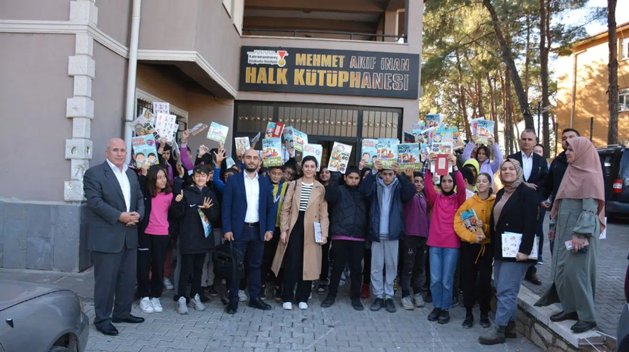 Büyükşehir, Edebiyat Tutkunlarına Usta Yazarlarla Buluşma Fırsatı Sunuyor