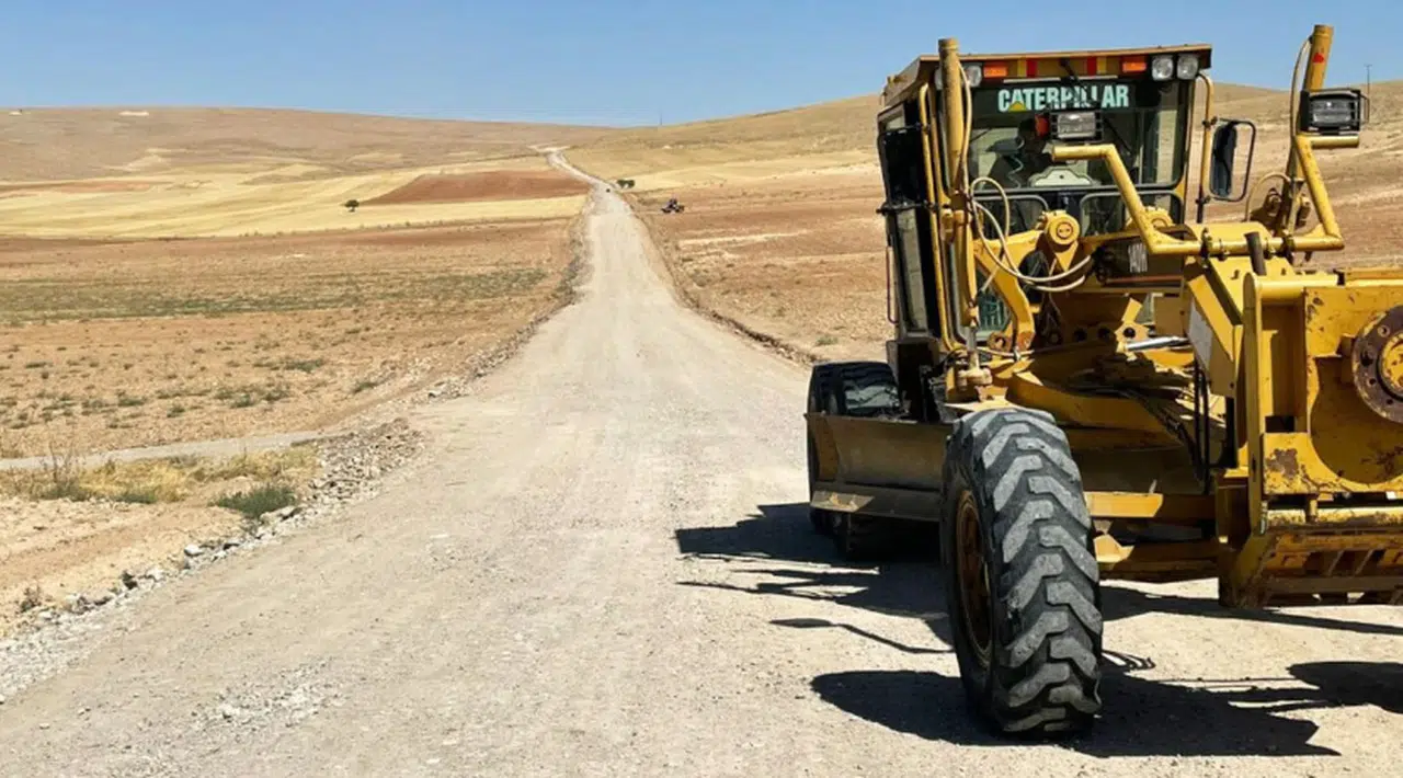 Büyükşehir, Elbistan’da Kırsal Mahallelerin Ulaşımını İyileştiriyor