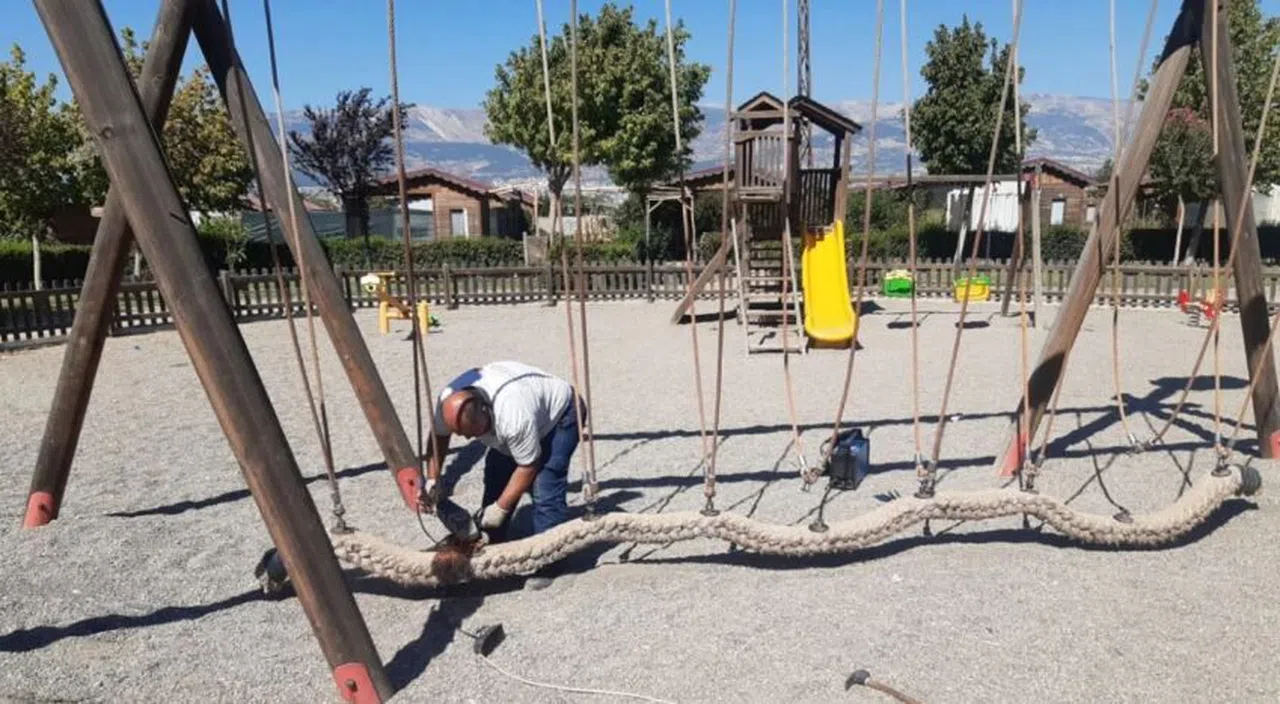 Büyükşehir, Yeşil Alanların Bakım ve Onarımını Sürdürüyor