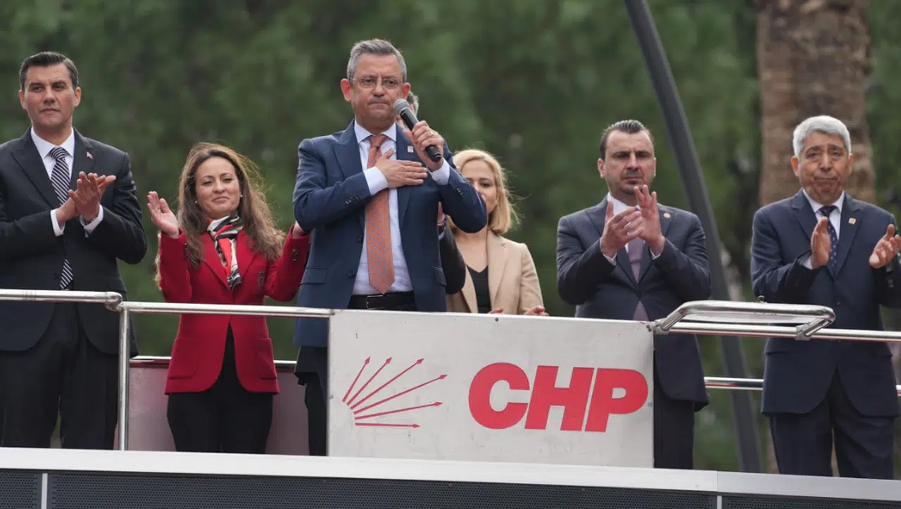 CHP’li Özel’den bedelli askerlik yapanları kızdıracak sözler