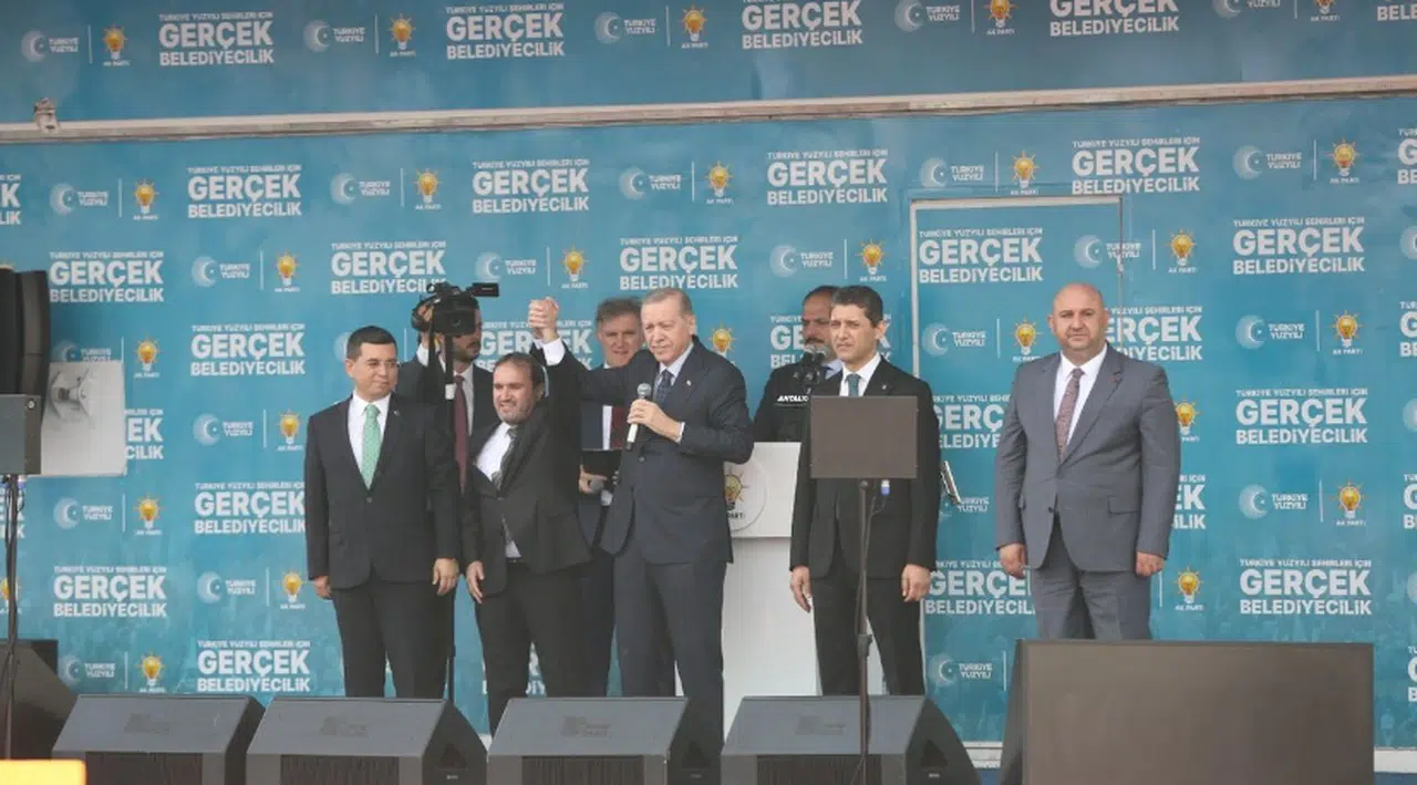 Cumhurbaşkanı: "CHP'nin Genel Başkanı DEM ile demlendi"