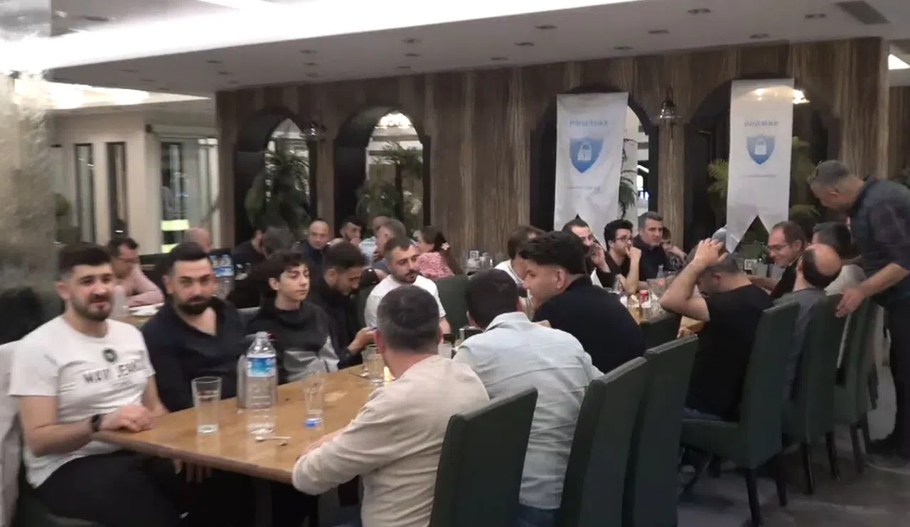 İş ortakları iftar yemeğinde buluştu