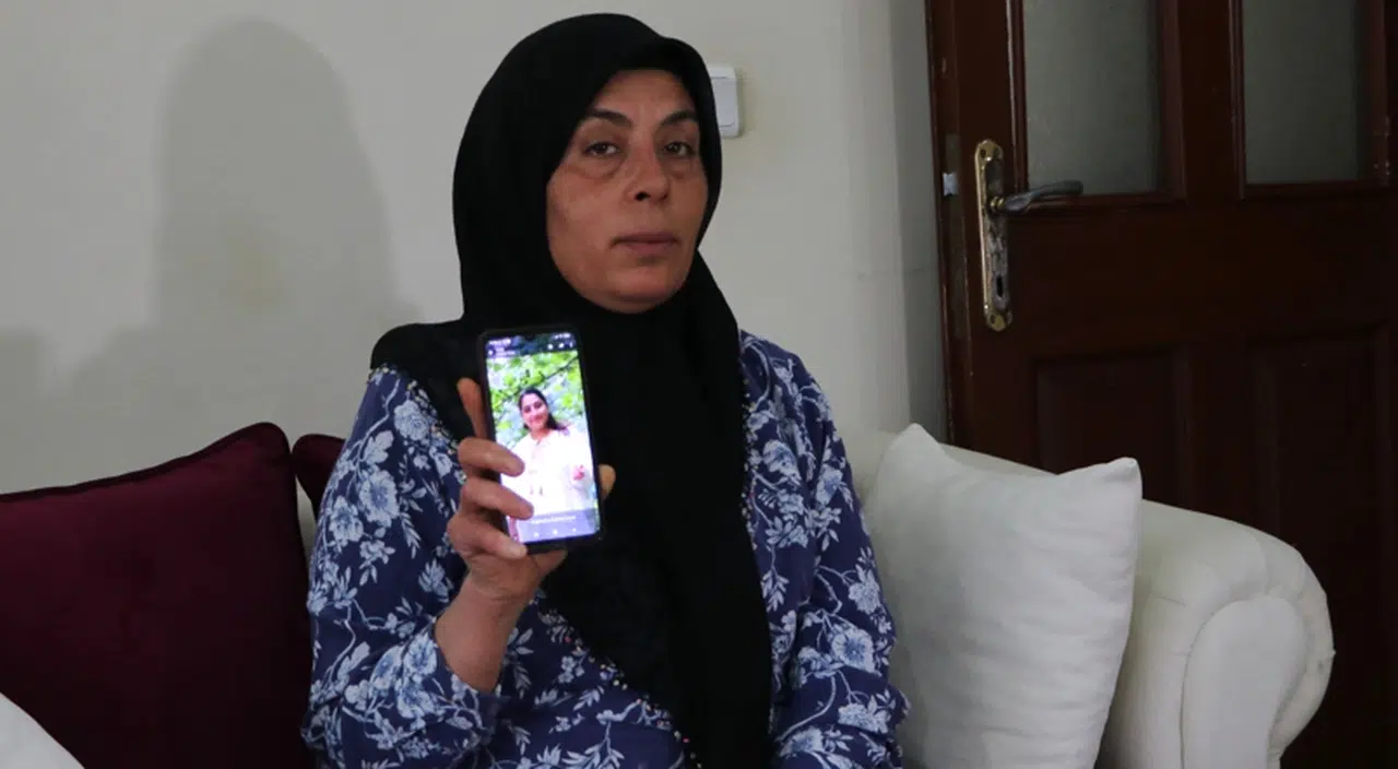 Depremden sonra kaybolan kızını 11 aydır bulamadı