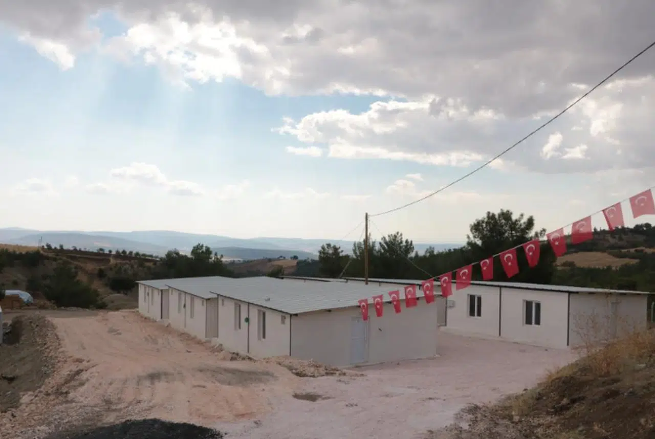 Depremin merkezi Pazarcık’ta 40 köy tipi ev sahiplerini buldu