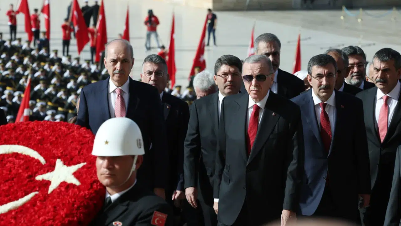 Devlet erkanı Anıtkabir'de
