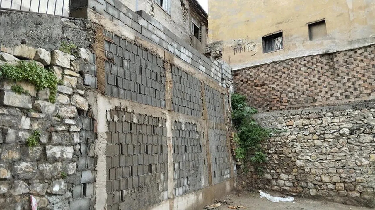 Dulkadiroğlu'nda İstinat Duvarı ve Parke Çalışması