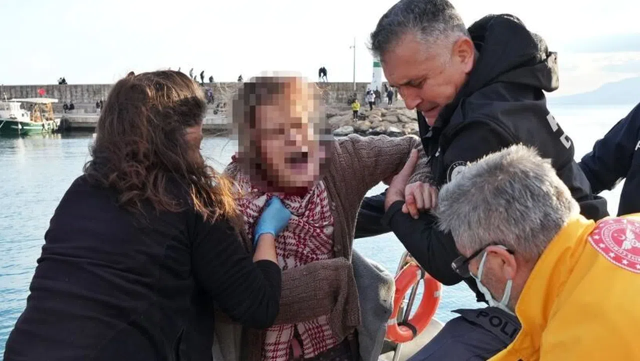 Falezlerden düşen genç kadının çığlıkları limanı inletti