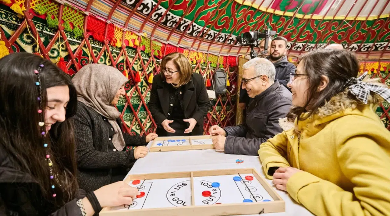 Gaziantep'te Ramazan sokağı dolu dolu