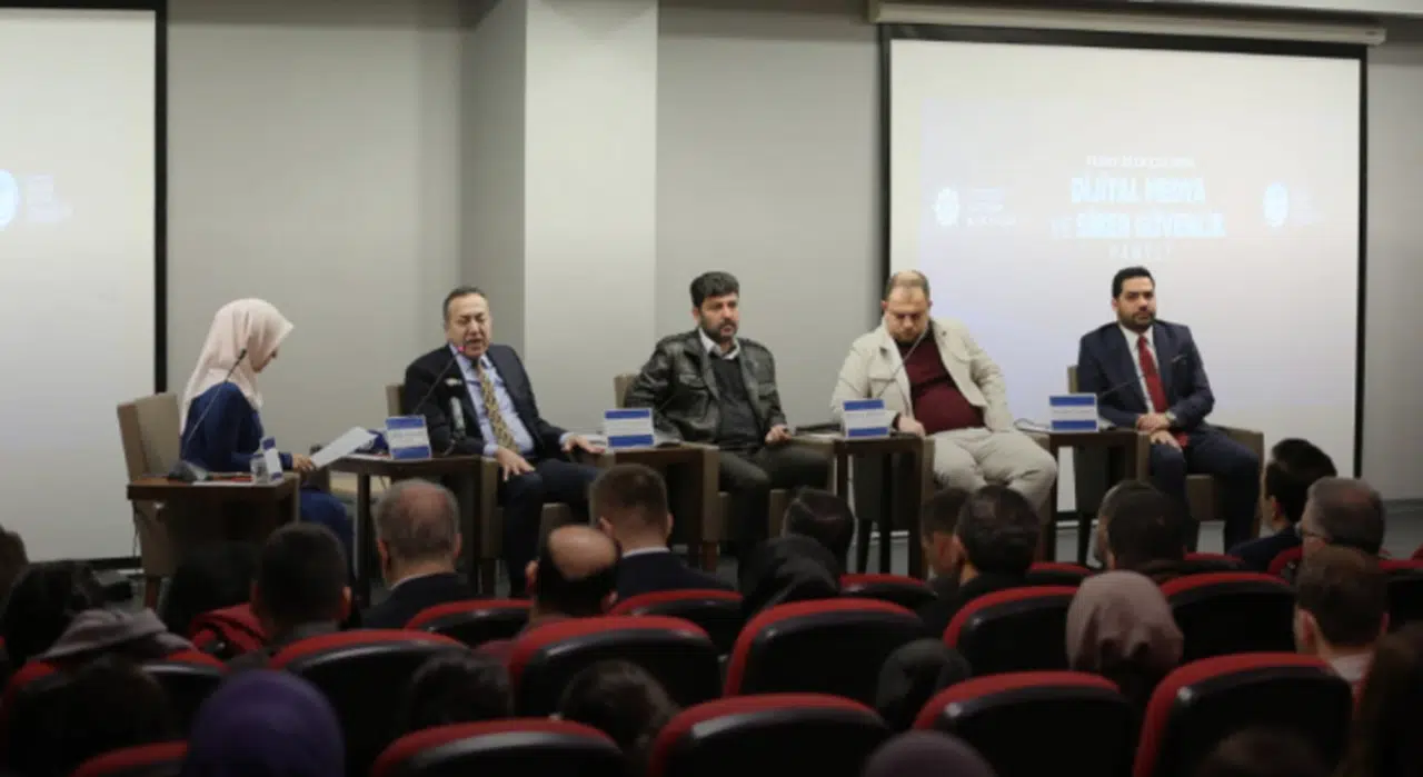 Gaziantep’te “Yapay Zekâ Çağında: Dijital Medya ve Siber Güvenlik” paneli düzenlendi