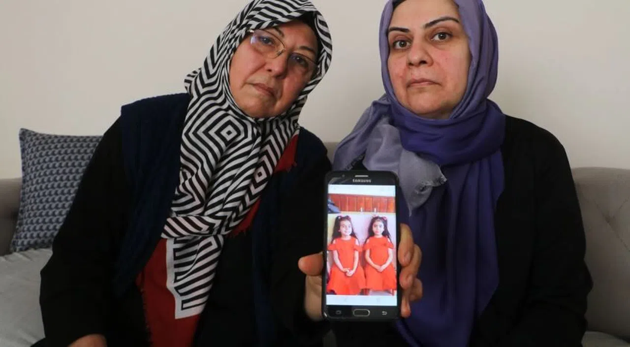 Geriye fotoğrafları kalan aileden depremden bu yana haber alamıyorlar