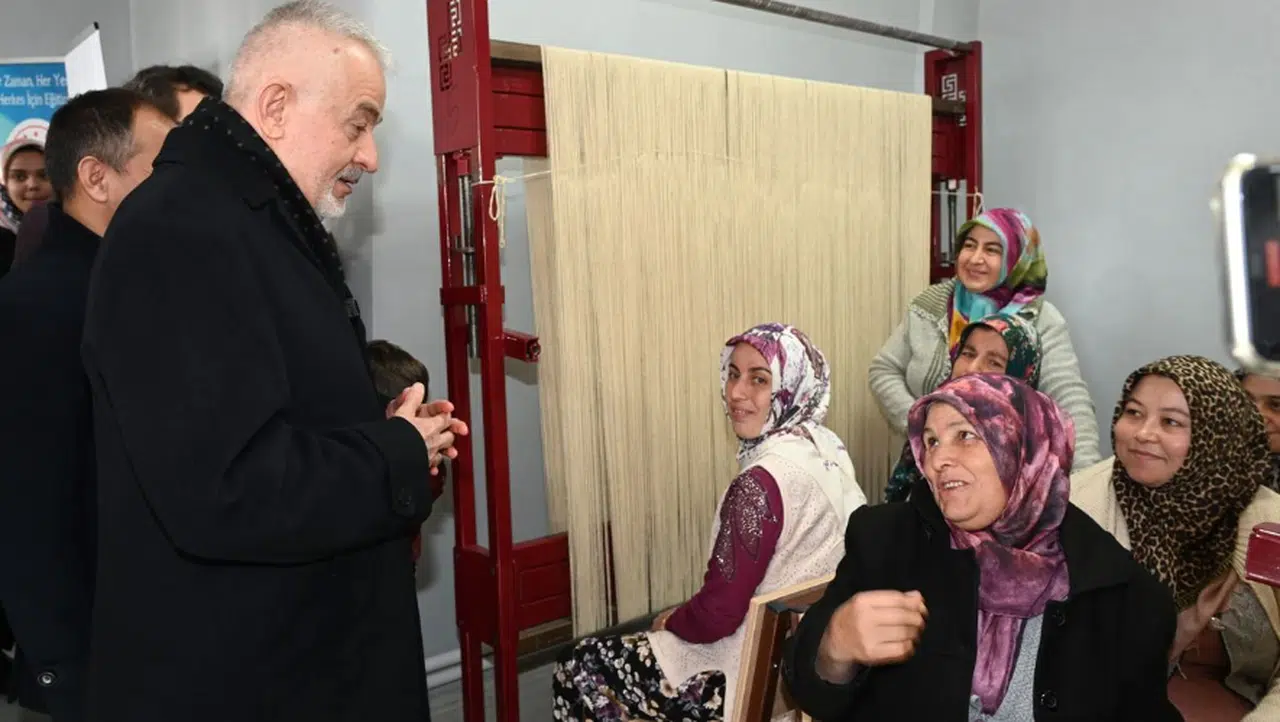 Halı dokumacılığı yeniden canlandırılıyor