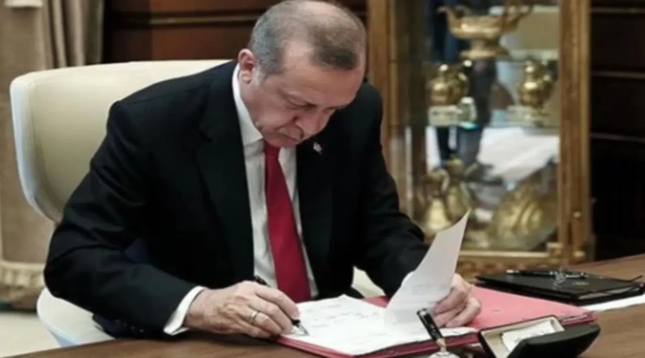 HSK ve Büyükelçi atama kararları Resmi Gazete’de