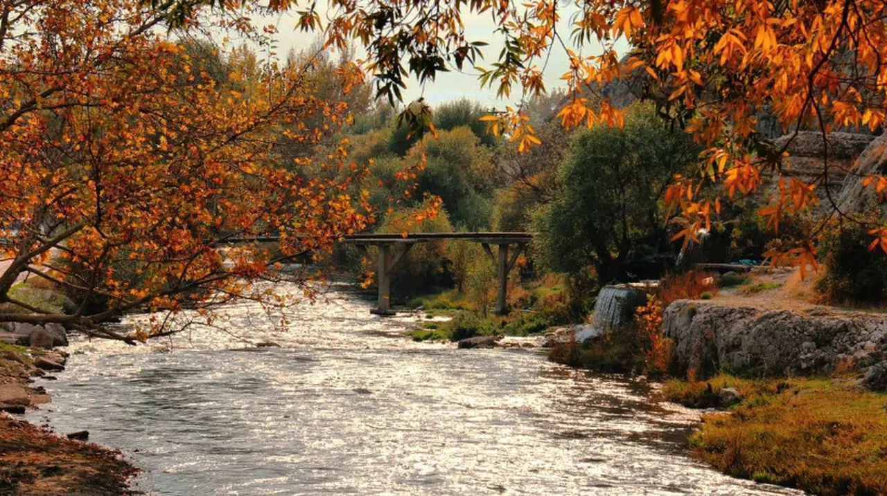 Hurman Çayı’nın manzarası görenleri kendine hayran bırakıyor   