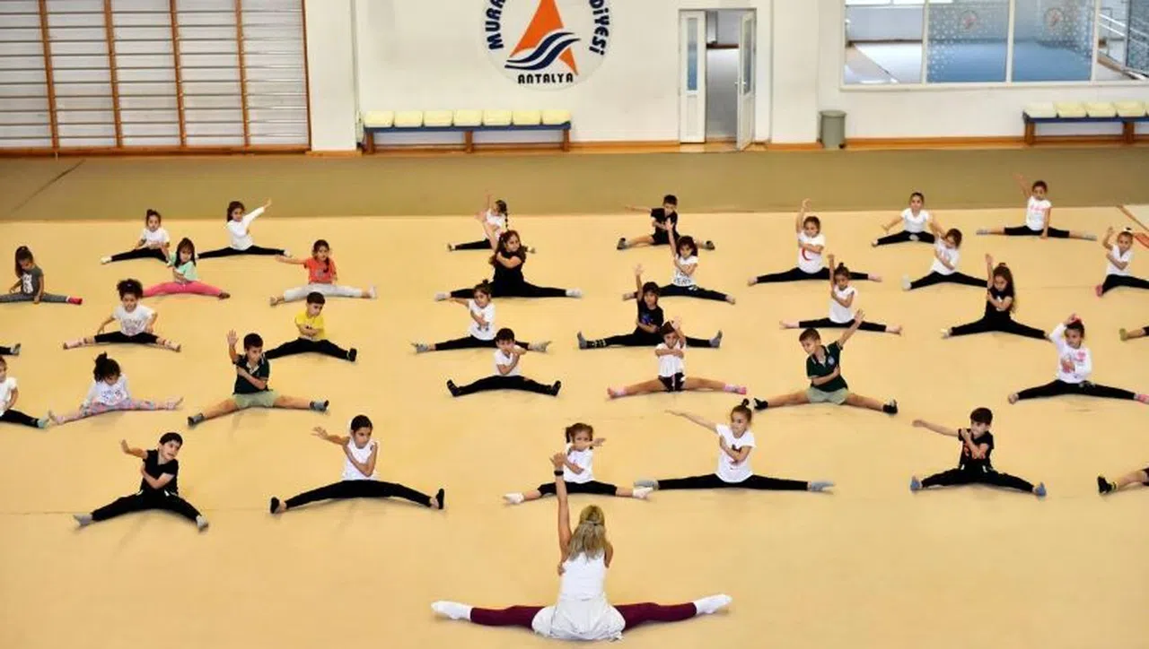 İlkbahar dönemi spor okulları başladı  