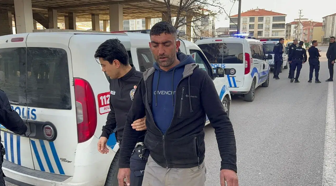 İnşaat demiri çalan 2 kardeş kovalamaca sonucu yakalandı