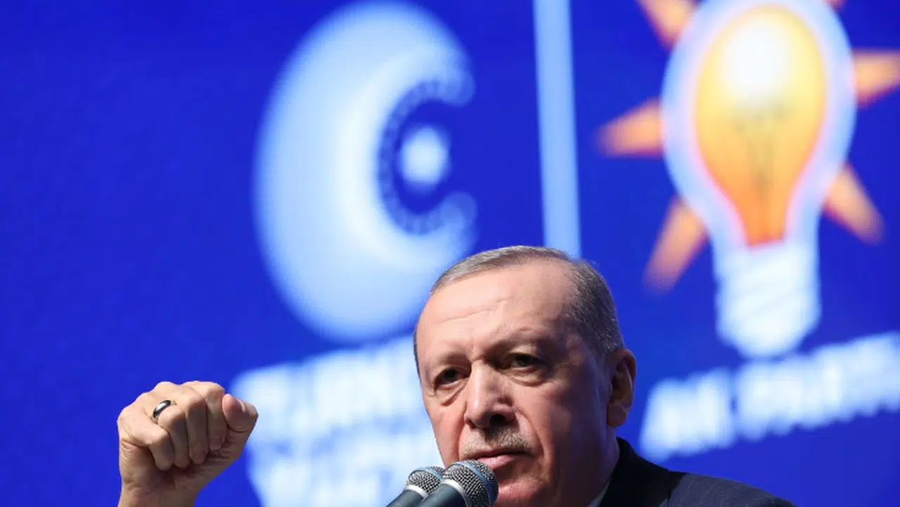 Erdoğan: “Özgür efendiyi vesayetten kurtarıp özgürleştireceğiz”
