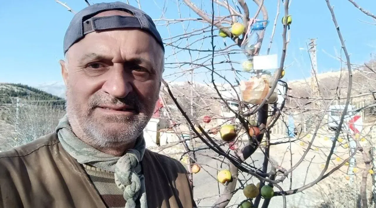 Kahramanmaraş'ta emekli askerden yaban hayvanlarına yem