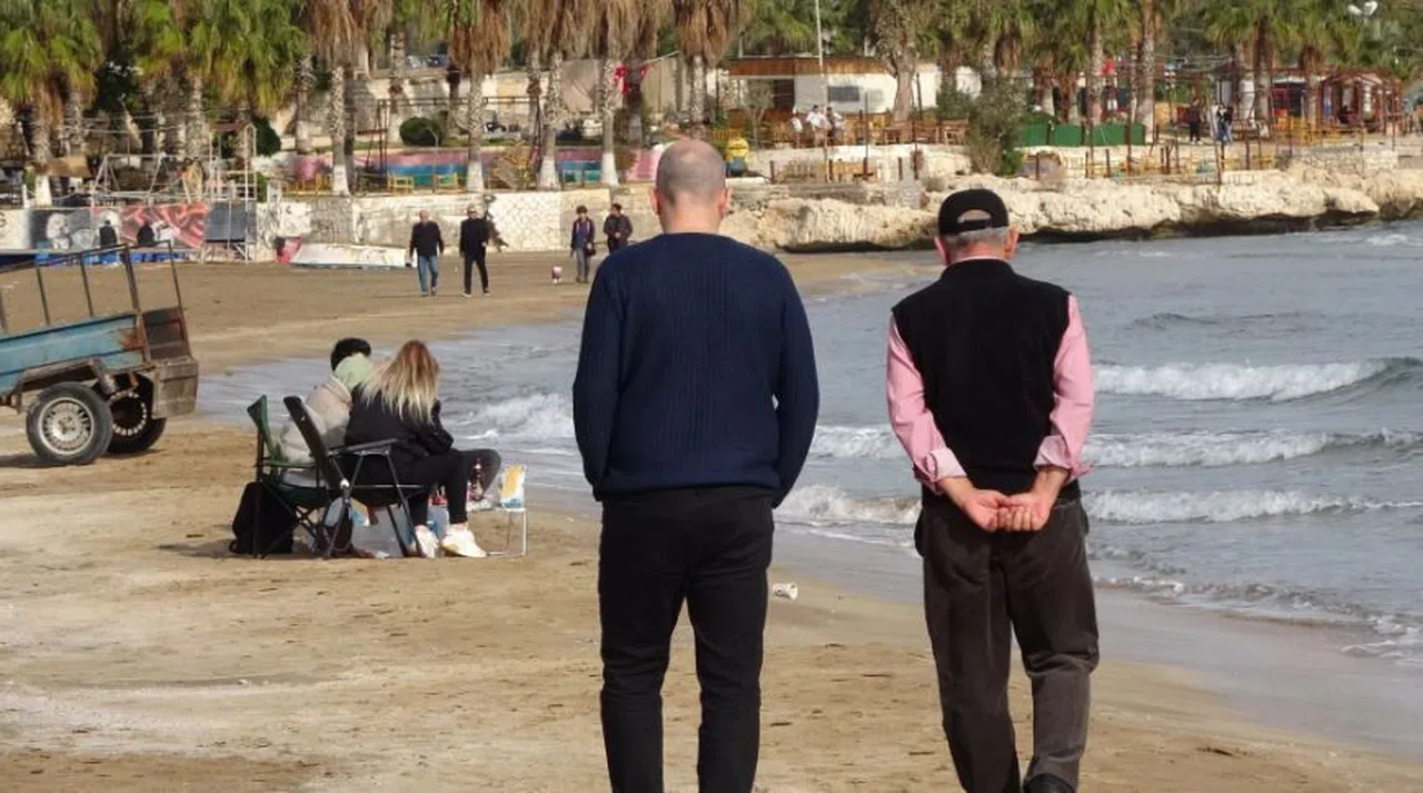 Kızkalesi'nde kış günü deniz keyfi