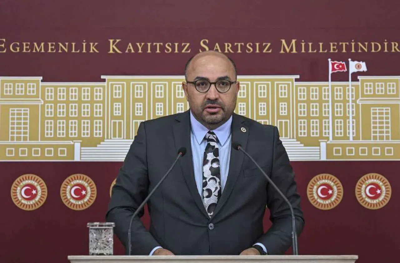 Milletvekili Şahin, CHP'nin Erdoğan'ı ayakta karşılamasını yorumladı