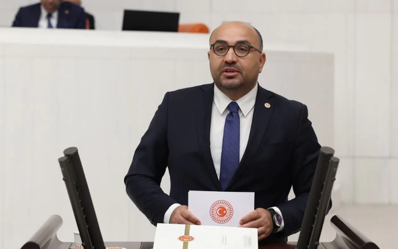 Vekil Şahin, Kadın Hakları Üzerinden Terör Nöbeti Tutan Annelerin Haklarını Savundu
