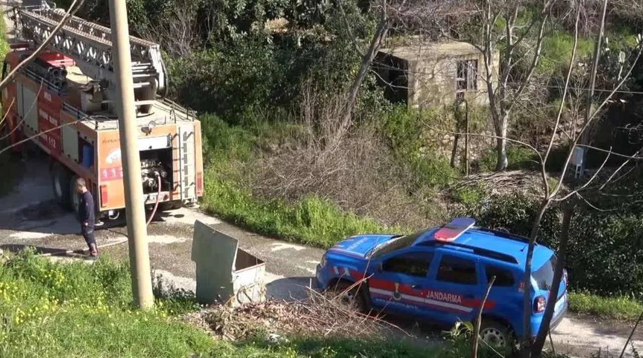 Metruk bina çıkan yangında kullanılamaz hale geldi  