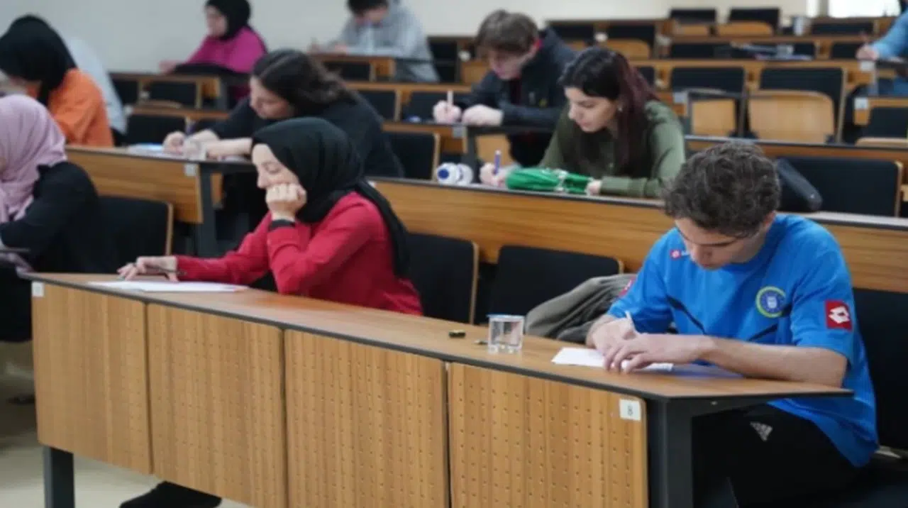 Milyonlarca öğrenci TYT’de sınavında