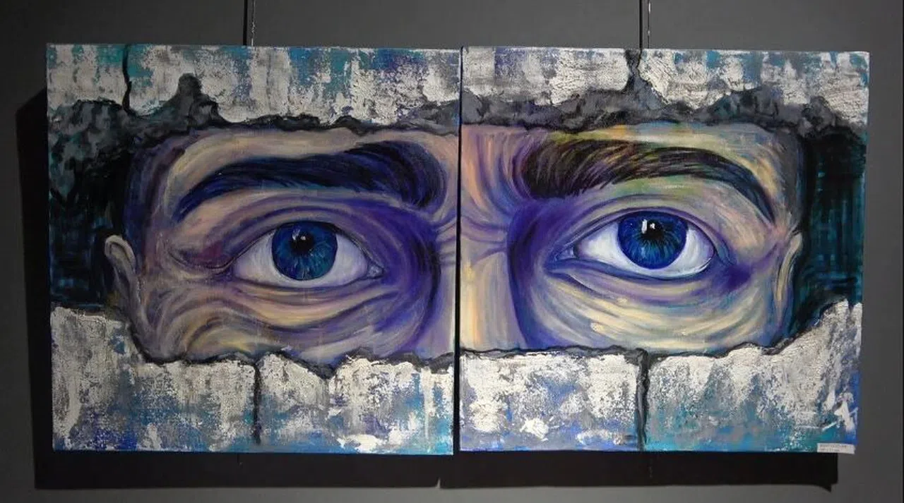 Öğretim üyesinden depremi anlatan sergi