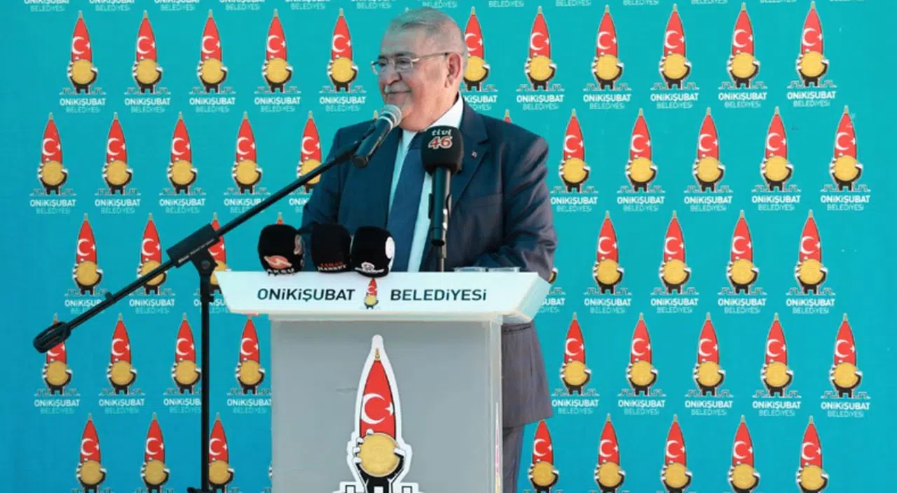 Onikişubat Belediyesi, yaz yüzme kurslarını muhteşem törenle tamamladı